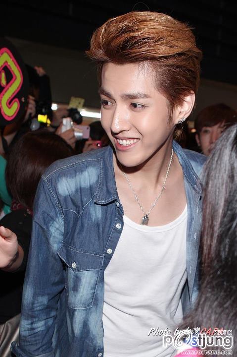 kris EXO M's Kris Heading Back To Korea