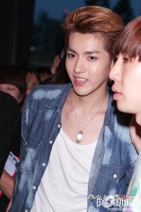 kris EXO M's Kris Heading Back To Korea