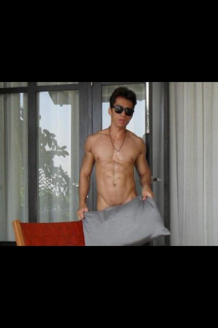 Pierce' Ko Ko จากพม่า
