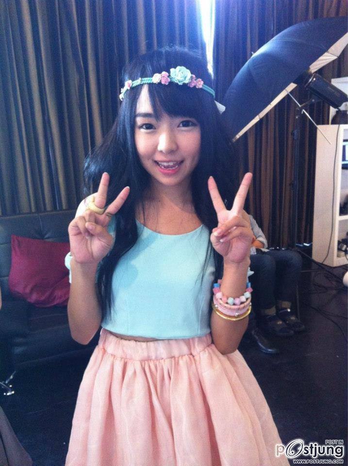 เอมมี่ สุนันทา เดวา ดังมากใน FB ตอนนี้มีคนติดตามถึง471,018
