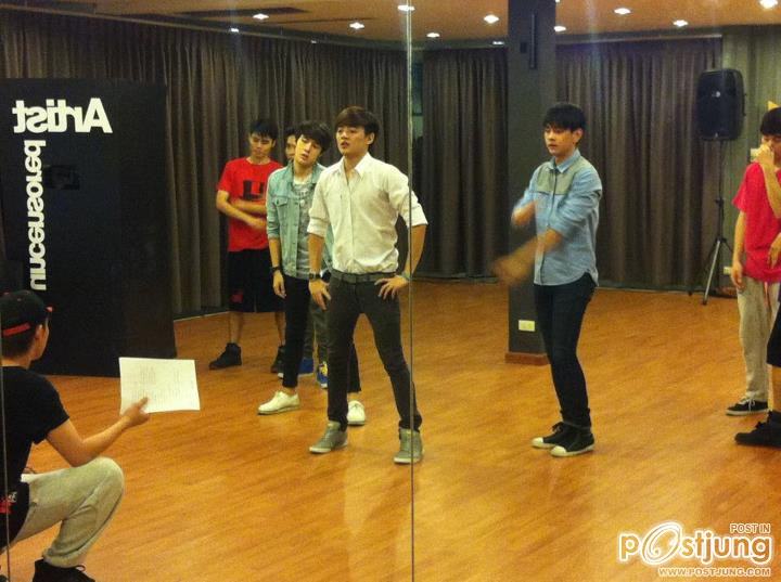 "Rookie BB" >>น่า.....ยกวง