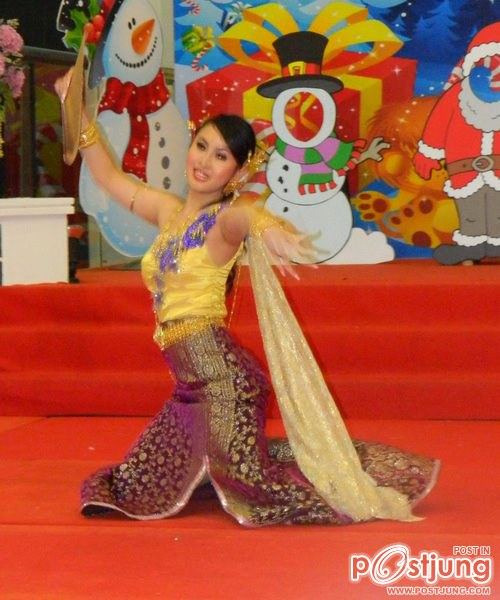 Pageant Camp 2012 ที่ประเทศสิงค์โปร์