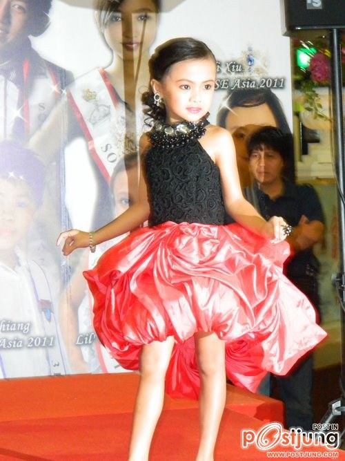 Pageant Camp 2012 ที่ประเทศสิงค์โปร์