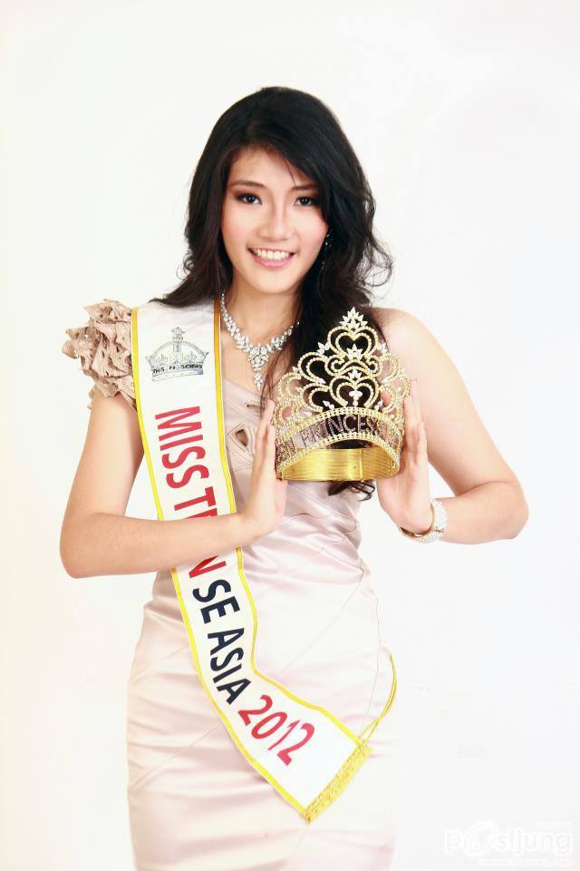 Pageant Camp 2012 ที่ประเทศสิงค์โปร์