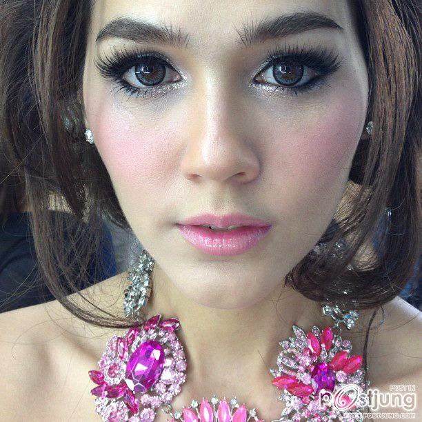 เมคอัพจัดเต็มของเหล่าดารา