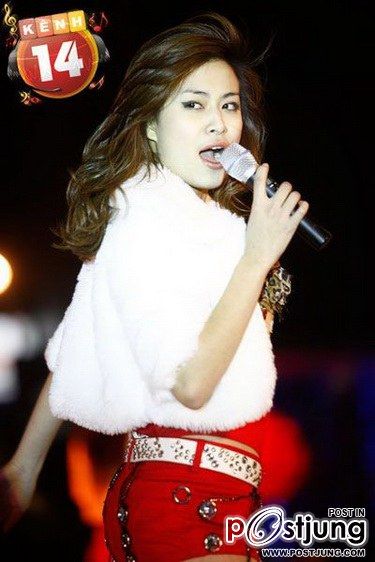 สาวเวียดนาม "ฮว่าง ถวี่ ลึง" กลับมาสู้ใหม่