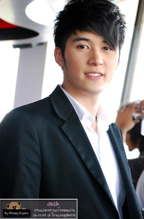 แจ็ค เมธัส หน้าใสอะ!!!!