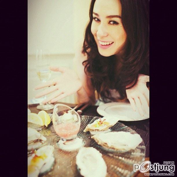 มาลินี มะลิ โคทส์ นางแบบ ผิวขาวจั๊ว