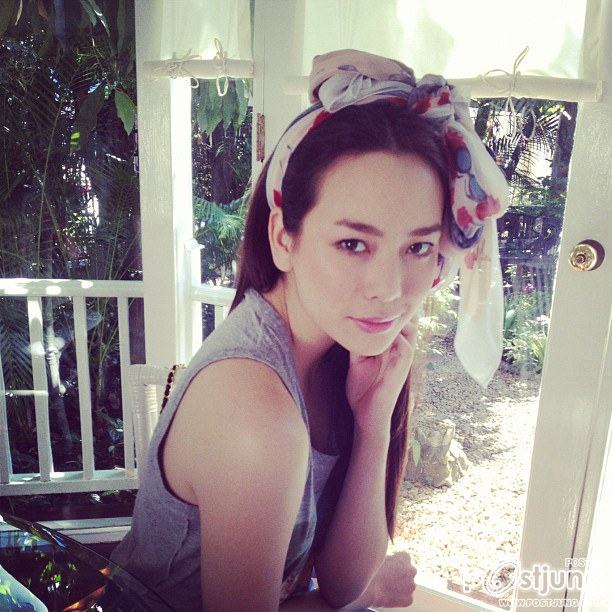 ฉัตร นางเอกหน้าหวาน กับนุช นีรนาท นางแบบสาวมั่น คุณชอบแบบไหน