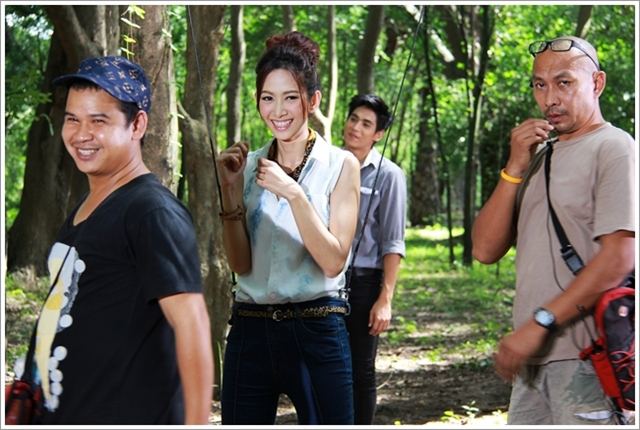 อยู่ห่างๆอย่างห่วงๆ " ธัญญ์-ยุ้ย" หวานเล็กๆกลางกอง"ป่านางเสือ2