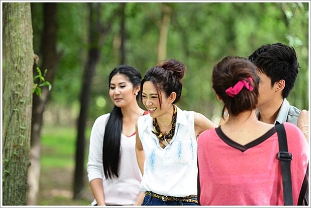 อยู่ห่างๆอย่างห่วงๆ " ธัญญ์-ยุ้ย" หวานเล็กๆกลางกอง"ป่านางเสือ2