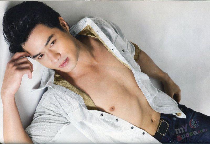 โฬม พัชฏะ นามปาน