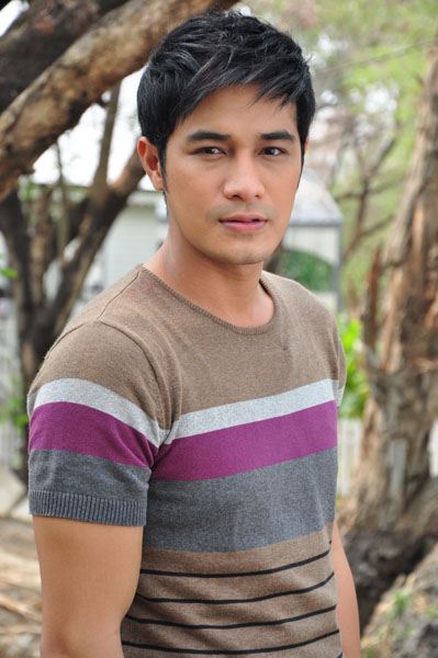 โฬม พัชฏะ นามปาน
