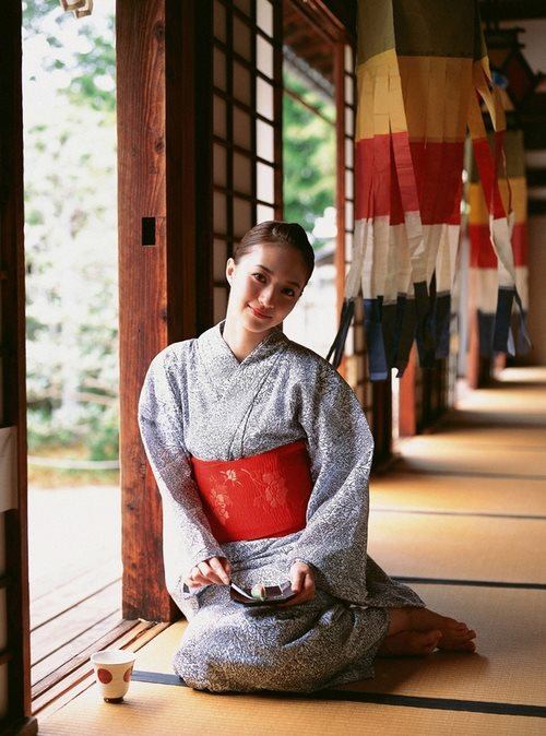 Rina Aizawa