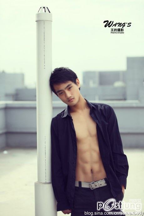 ถอดโชว์เรือนร่าง 09