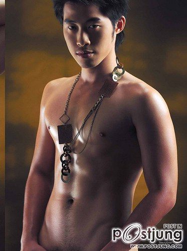 ถอดโชว์เรือนร่าง 16