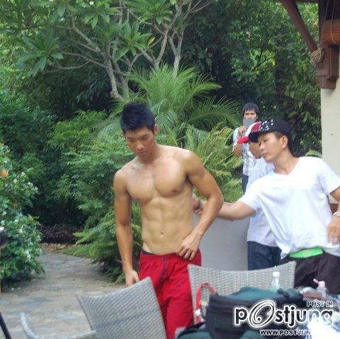 ถอดโชว์เรือนร่าง 16