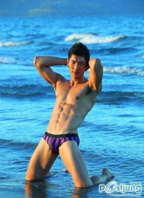 ถอดโชว์เรือนร่าง 16