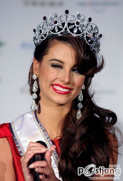 สเตฟาเนีย ตำนานMiss Universe 2ปีซ้อน