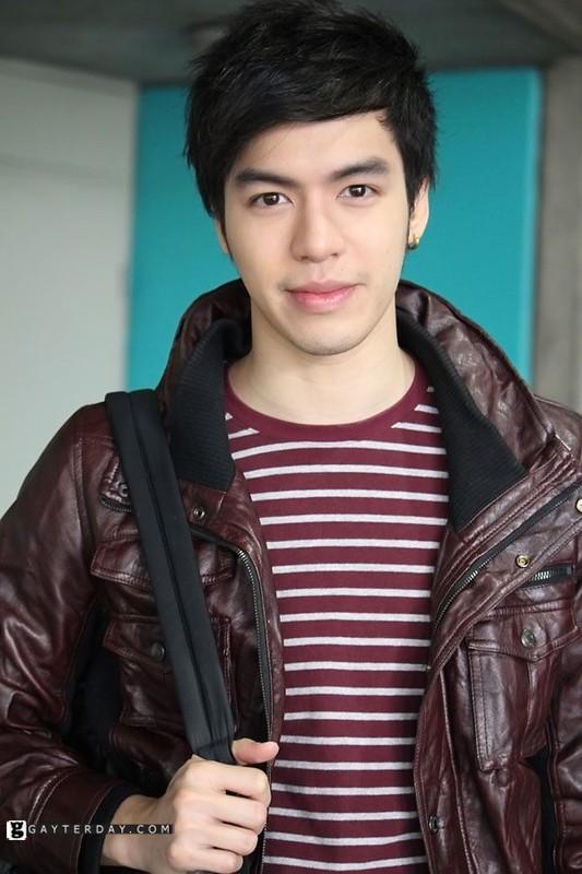 แม็ค วีรดนย์ หวังเจริญพร
