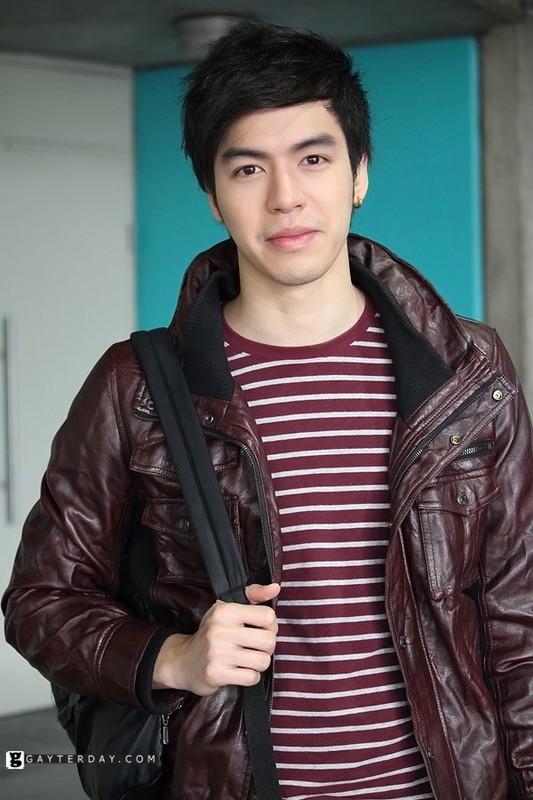 แม็ค วีรดนย์ หวังเจริญพร