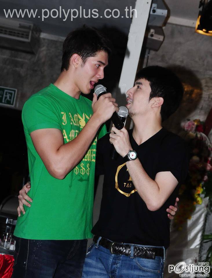 โปรดจินตนาการในการรับชม "มิกค์-ธีร์"
