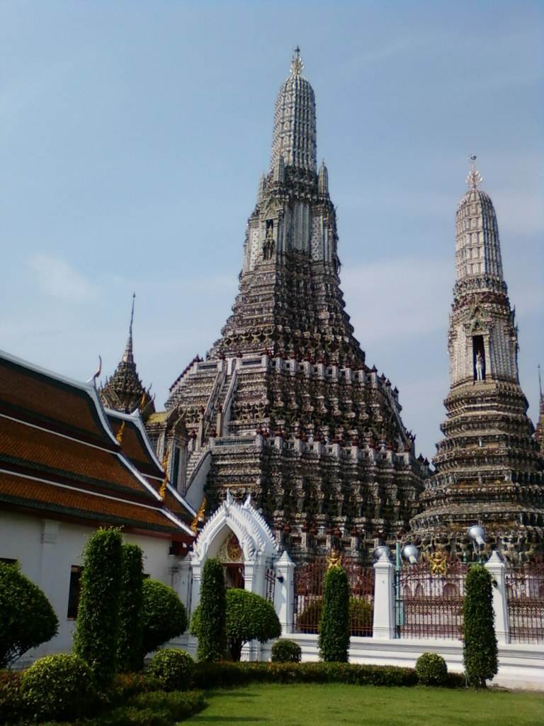 วัดอรุณราชวรารามราชวรมหาวิหาร