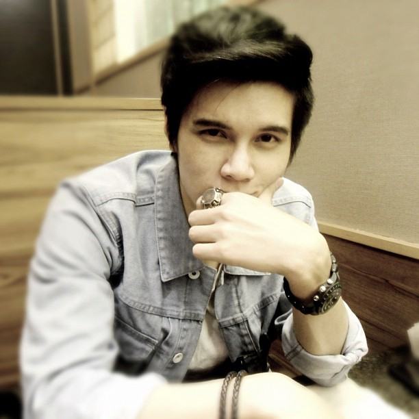 โยชิ ซีควินท์
