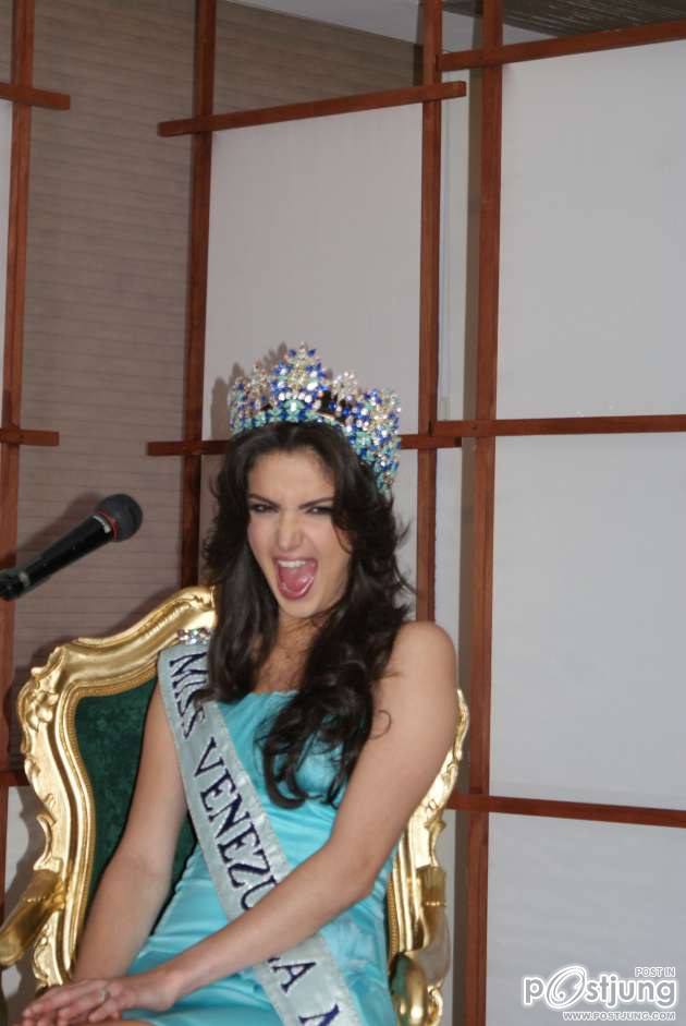 พญ.อเดรียน่า วาสินี นางงามคุณหมอVenezuela