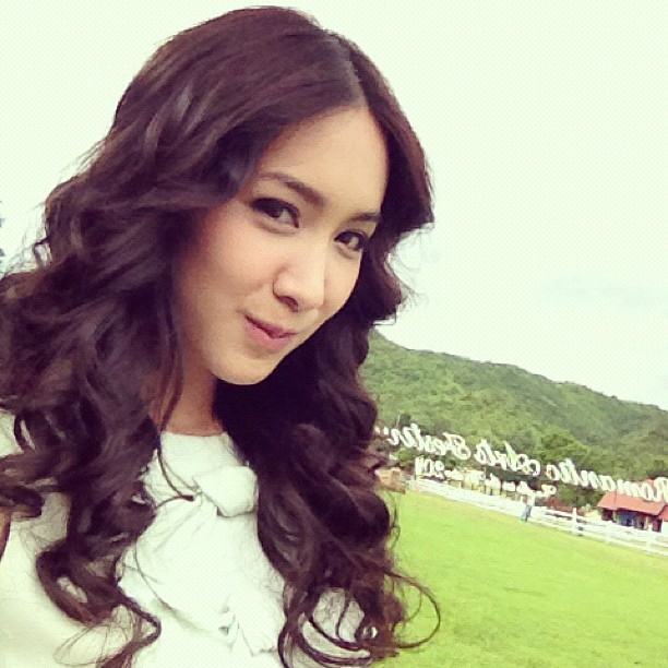 มิน พีชญา วัฒนามนตรี