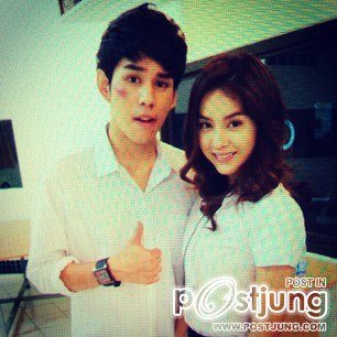 นักแสดงนำ "ลูกไม้หลากสี"