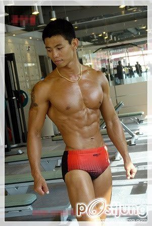 ถอดโชว์เรือนร่าง 21