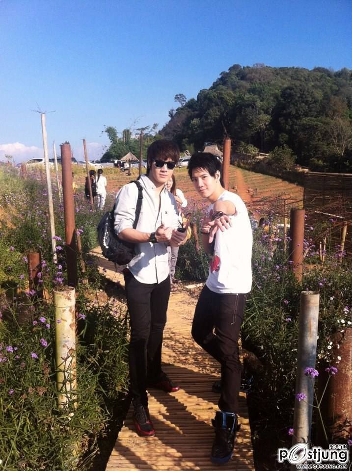 แบงค์KPN-เบทส์ หนุ่มฝาแฝดที่น่ารักมากๆเลยครับ