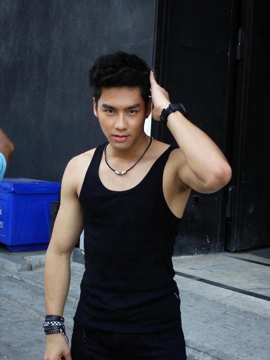 เพ็ชร ธกฤต