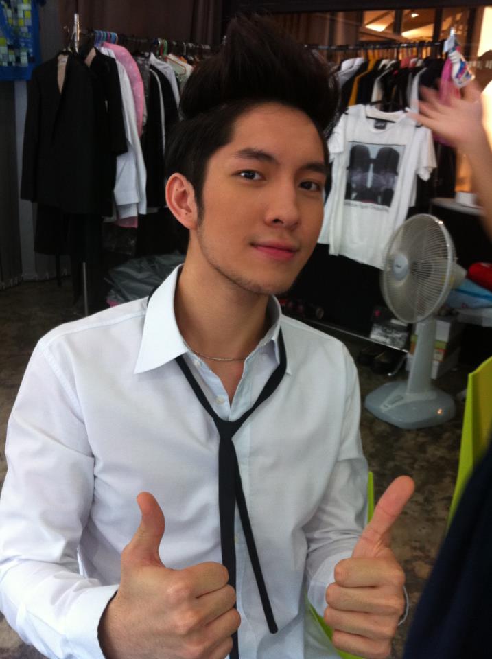 ประมวลภาพหนุ่มหล่อ