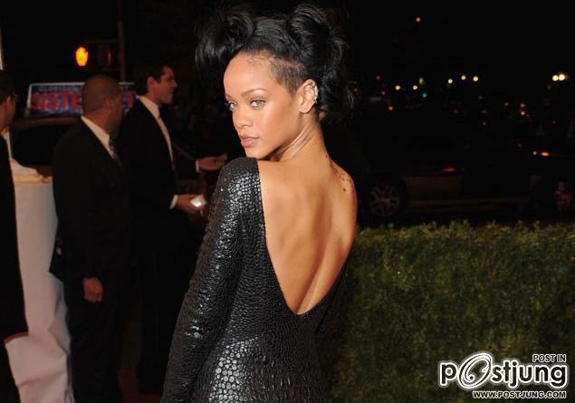 Rihanna Navy THAILAND