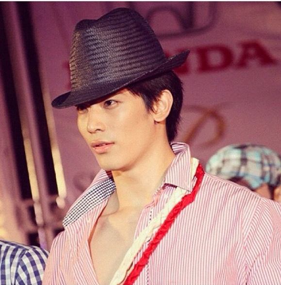สนจากอินสตาแกรม