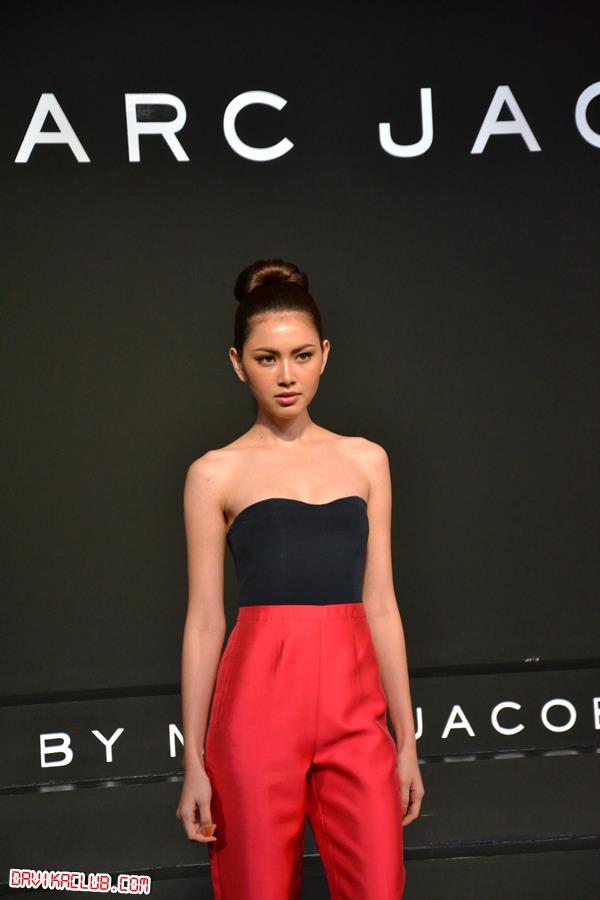 ใหม่ ดาวิกา แฟนเพจ