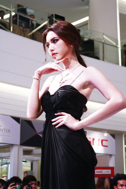 ใหม่ ดาวิกา แฟนเพจ