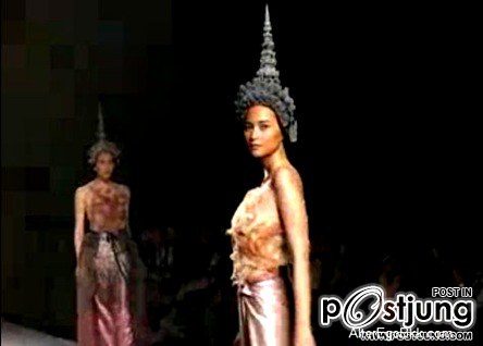 เป๊ะมากมาย....ชุดประจำชาติ....ขอยืมไปใส่ก่อนนะค่ะ