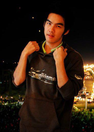 เป็นไทย ธเนศ แก้วศรี