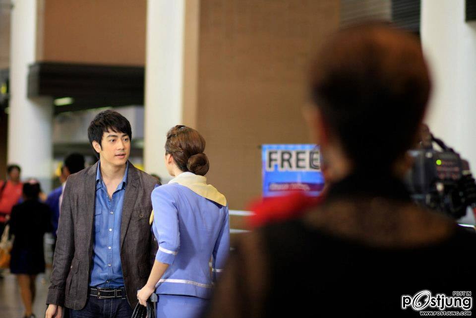 แมท ภีรนีย์ ฉากแรกที่แต่งเครื่องแบบแอร์โฮสเตสในแผนร้ายพ่ายรัก