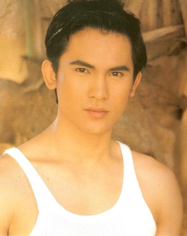 คุณยังจำอดีตพระเอกช่องเจ็ดคนนี้ได้หรือเปล่า