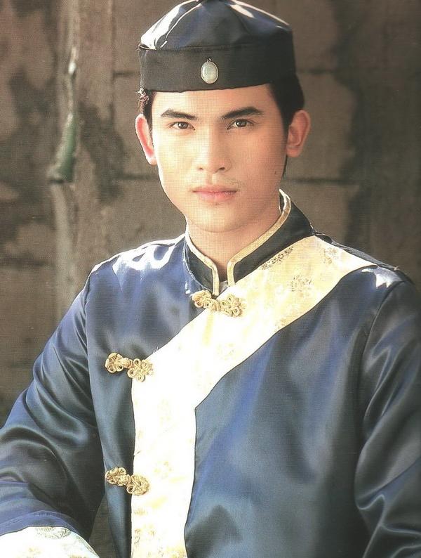 คุณยังจำอดีตพระเอกช่องเจ็ดคนนี้ได้หรือเปล่า