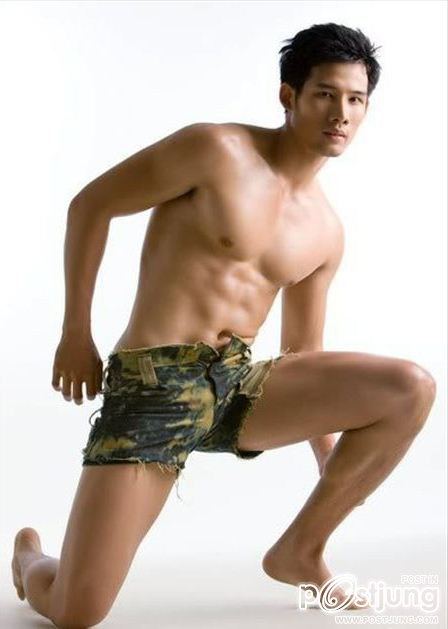 ถอดโชว์เรือนร่าง 27