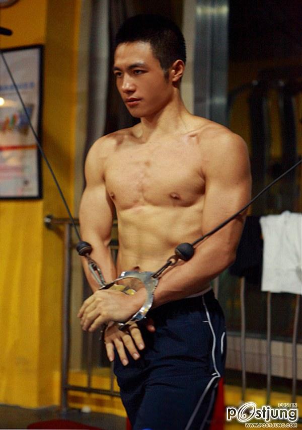 อาตี๋หล่อเซ็กซี่ 04
