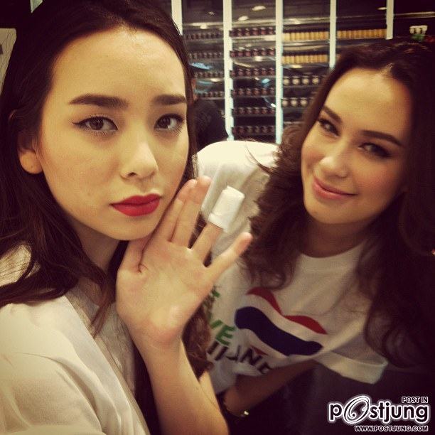 มะลิ นุช สองพี่น้องนางแบบ
