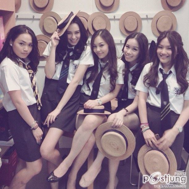 มะลิ นุช สองพี่น้องนางแบบ