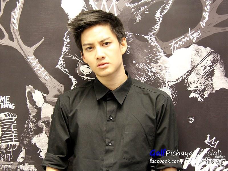 พี่กอล์ฟ พิชญะ By มุตตา