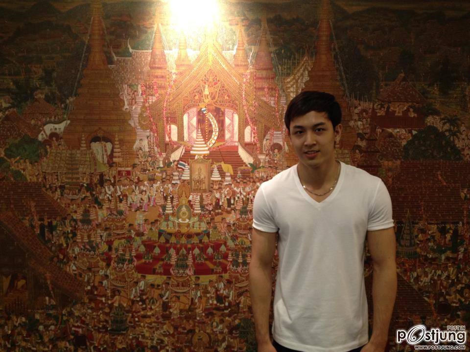 พี่ป๋อง พ่อค้าแซ่บ By มุตตา